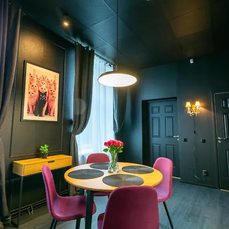 Apartments24 Black 1903