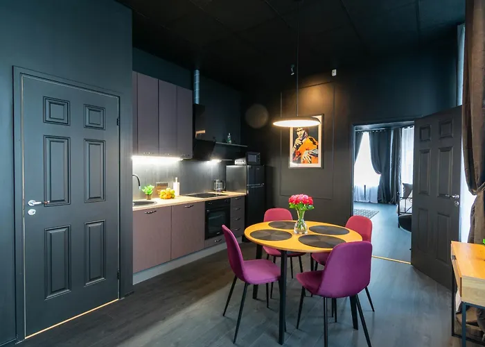 Apartments24 Black 1903 *