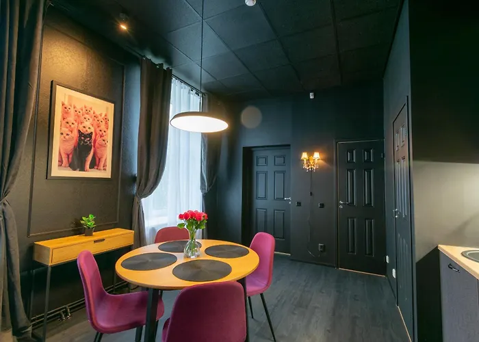 Apartments24 Black 1903